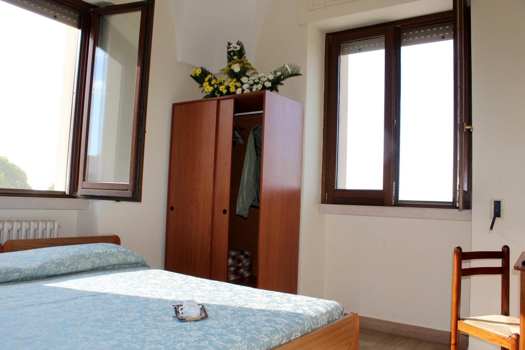 Albergo Del Santuario Santa Maria di Leuca Luaran gambar